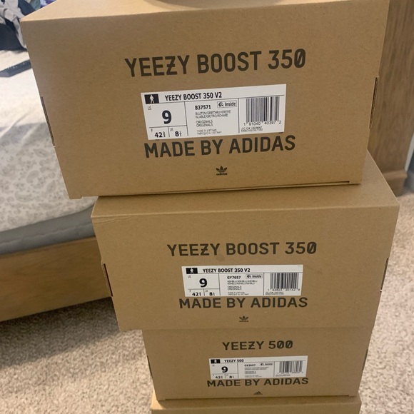 YEEZY BOOST 350 V2 - Picture 8 of 9